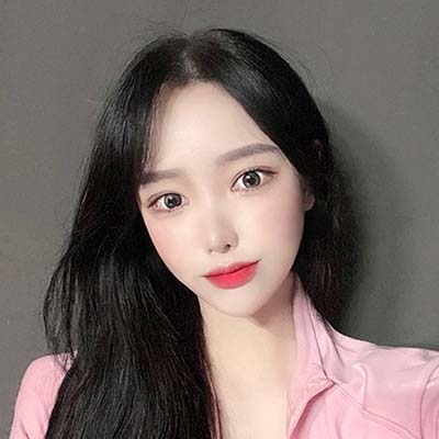 wonjin selfie